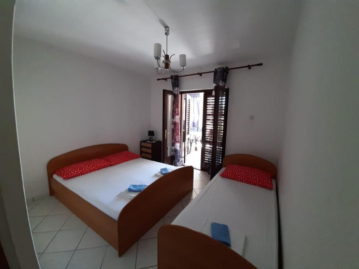 Vistica Apartment'S Podaca Extérieur photo